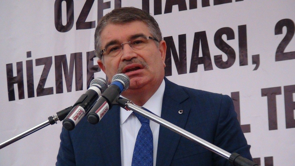 İçişleri Bakanı Şahin, Batman\'da."Polisimiz ve Askerimiz Dünyanın Sayılı Polisleri ve Askerleri...
