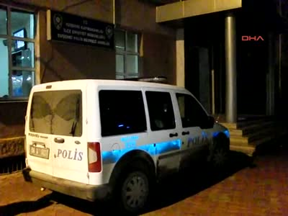Kahvehane Saldırganı Tokat\'ta Yakalandı Sivas\'ın Suşehri İlçesi\'nde Dün Akşam Bir Kahveye Tüfekle...