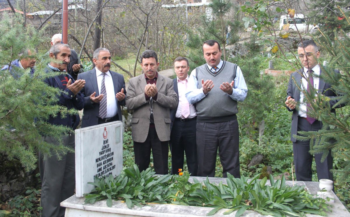 Kaymakam\'dan Şehit Ailelerine Ziyaret