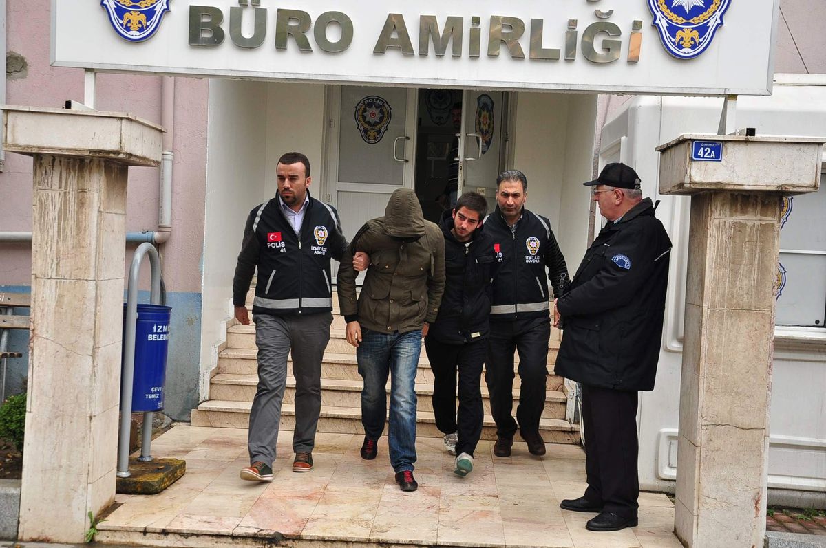 Mazot Hırsızları Polise Yakalandı