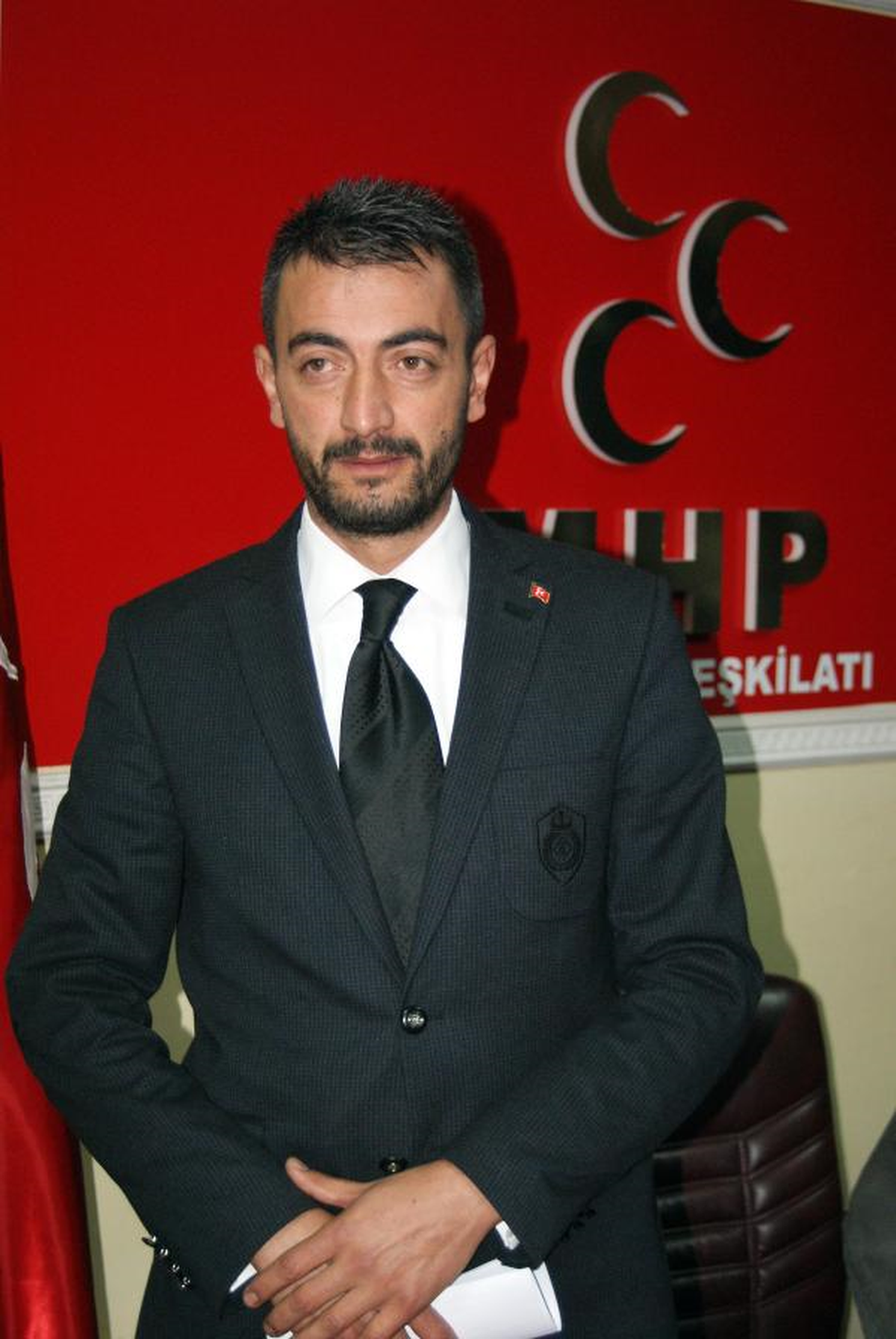 MHP\'li İlçe Başkanı AK Parti\'li Çıktı