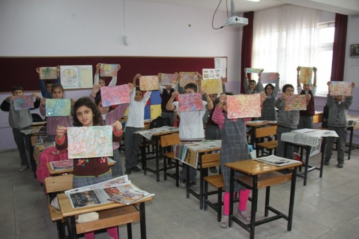 Sakem\'den Öğrencilere Ebru Dersi