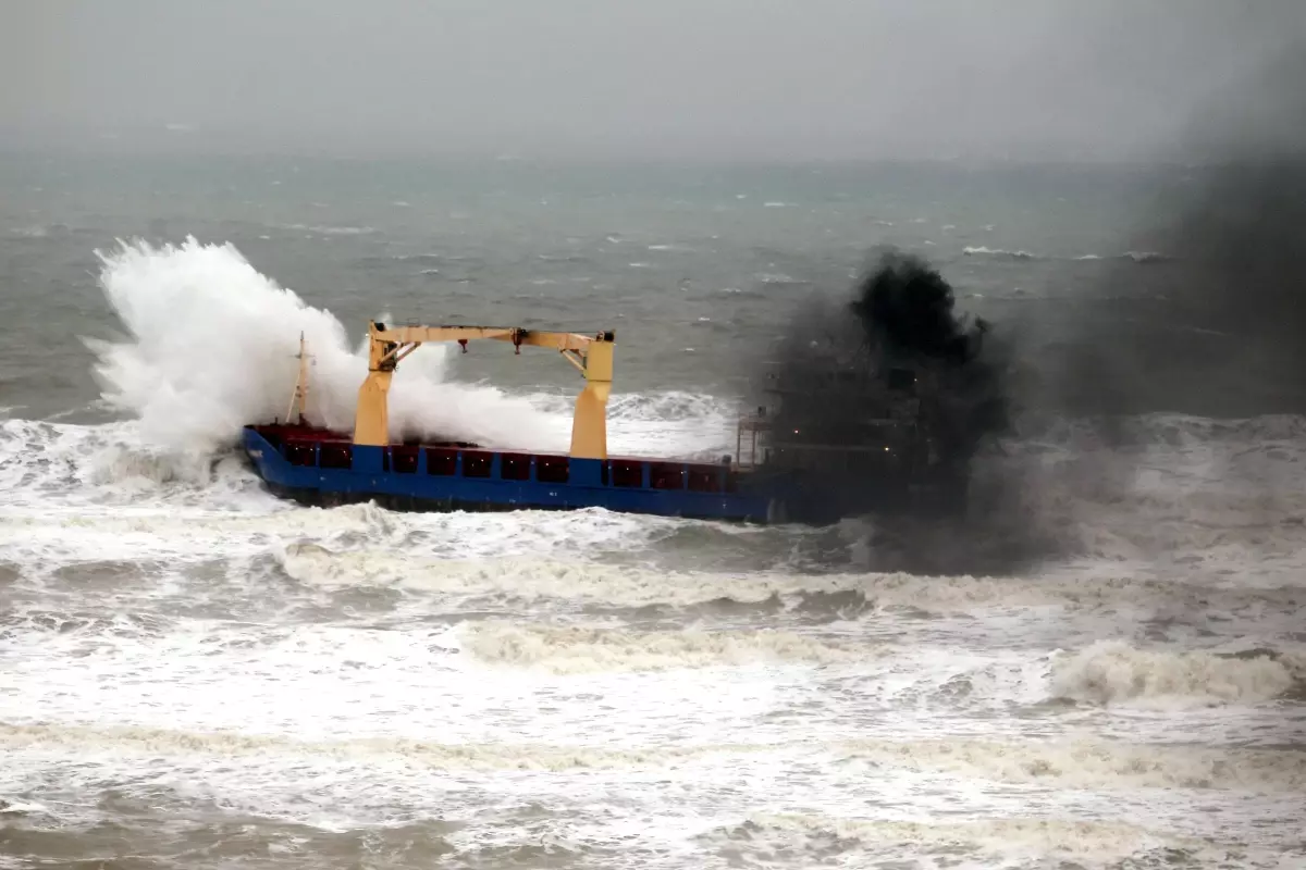 Şile\'de Batan Gemi