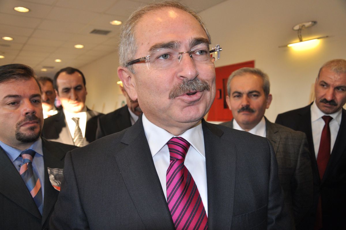 Vali Yaman: Vakıflar Kurumsallaşmış Bir Yardım Anlayışının Temsilcisi