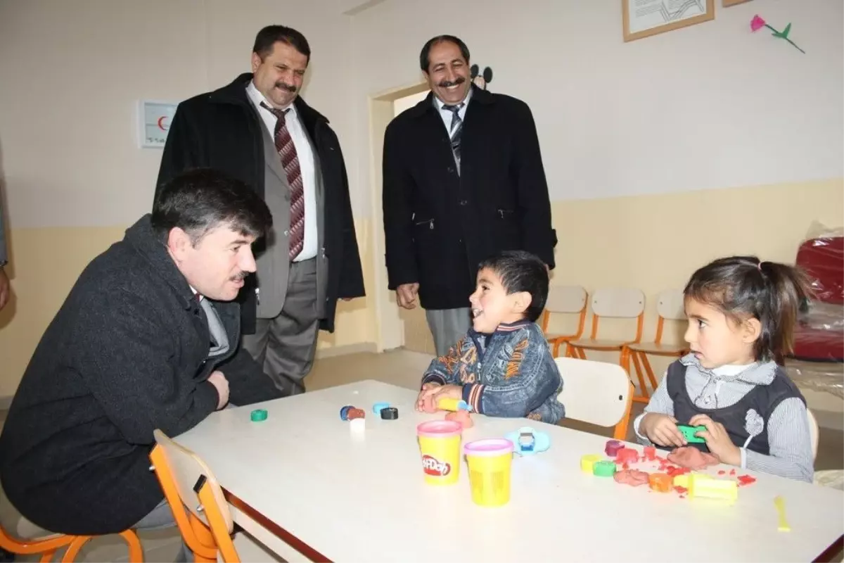 Ağrı Milli Eğitim Müdürü Başak, Kentteki Anaokullarını Ziyaret Etti