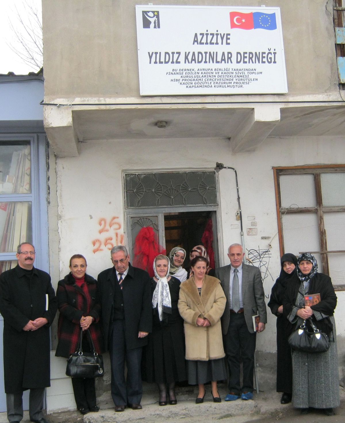Aziziye\'de Yıldız Kadınlar Derneği Açıldı