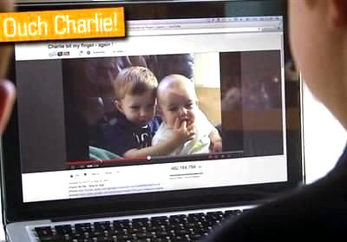 \'Charlie Bit My Finger\' Youtube\'da 500 Milyon İzlenmeye Ulaştı