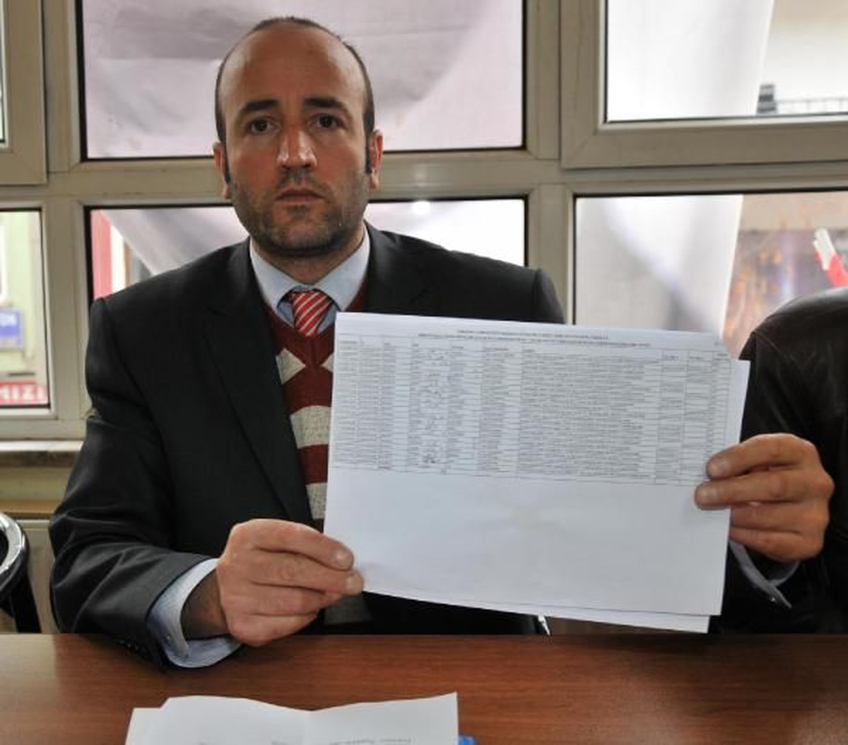 CHP Gümüşhane Merkez İlçe Başkanı Eryılmaz.'Evrakta Sahtecilik Yapan Siyasi Partilerin Yetkilileri...