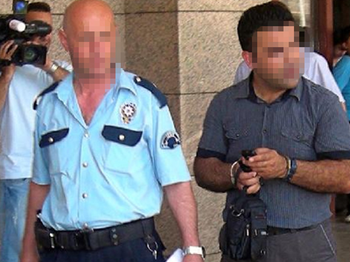 "İç Çamaşırına Saatim Takıldı"