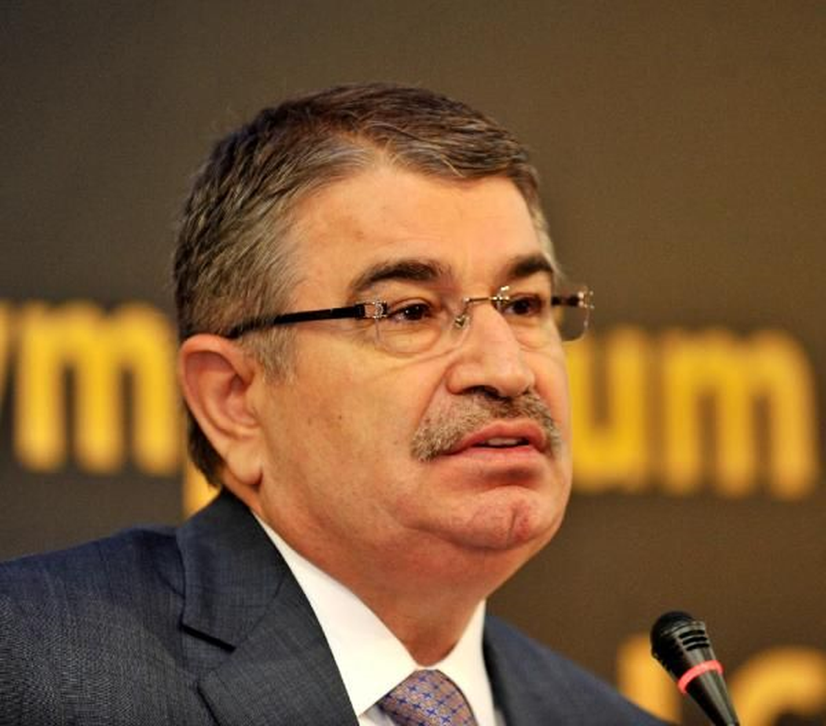 İçişleri Bakanı İdris Naim Şahin, "Kanuni Sultan Süleyman Han Muhteşem Bir 100 Yıla Sahiptir."