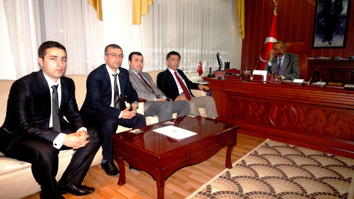 İha\'dan, Sarıgöl Belediye Başkanı Karcı\'ya Ziyaret
