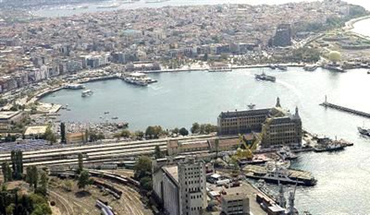 Kadıköy\'deki Atatürk Anıtı Kaldırılıyor