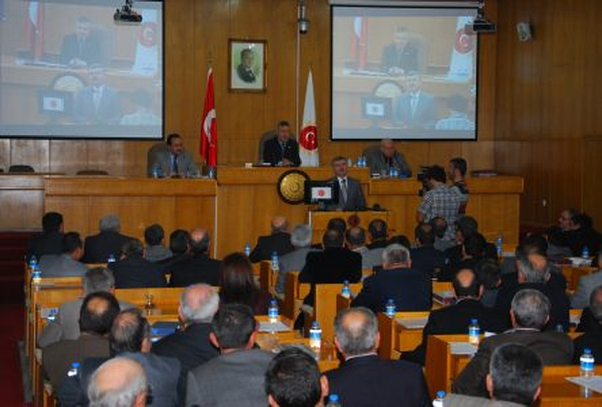 Konya\'ya Hizmet Büyük Bir Şereftir