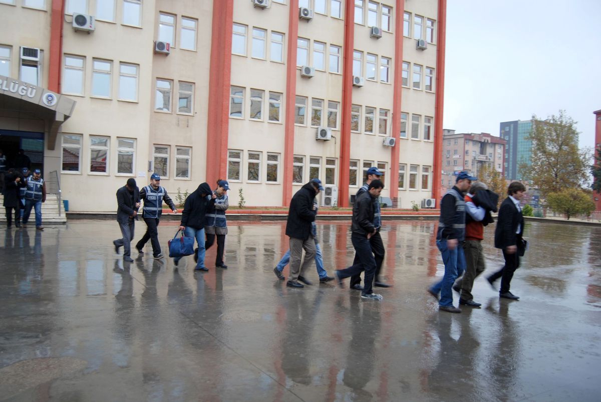 Liderliğini Başpolisin Yaptığı Çete Çökertildi