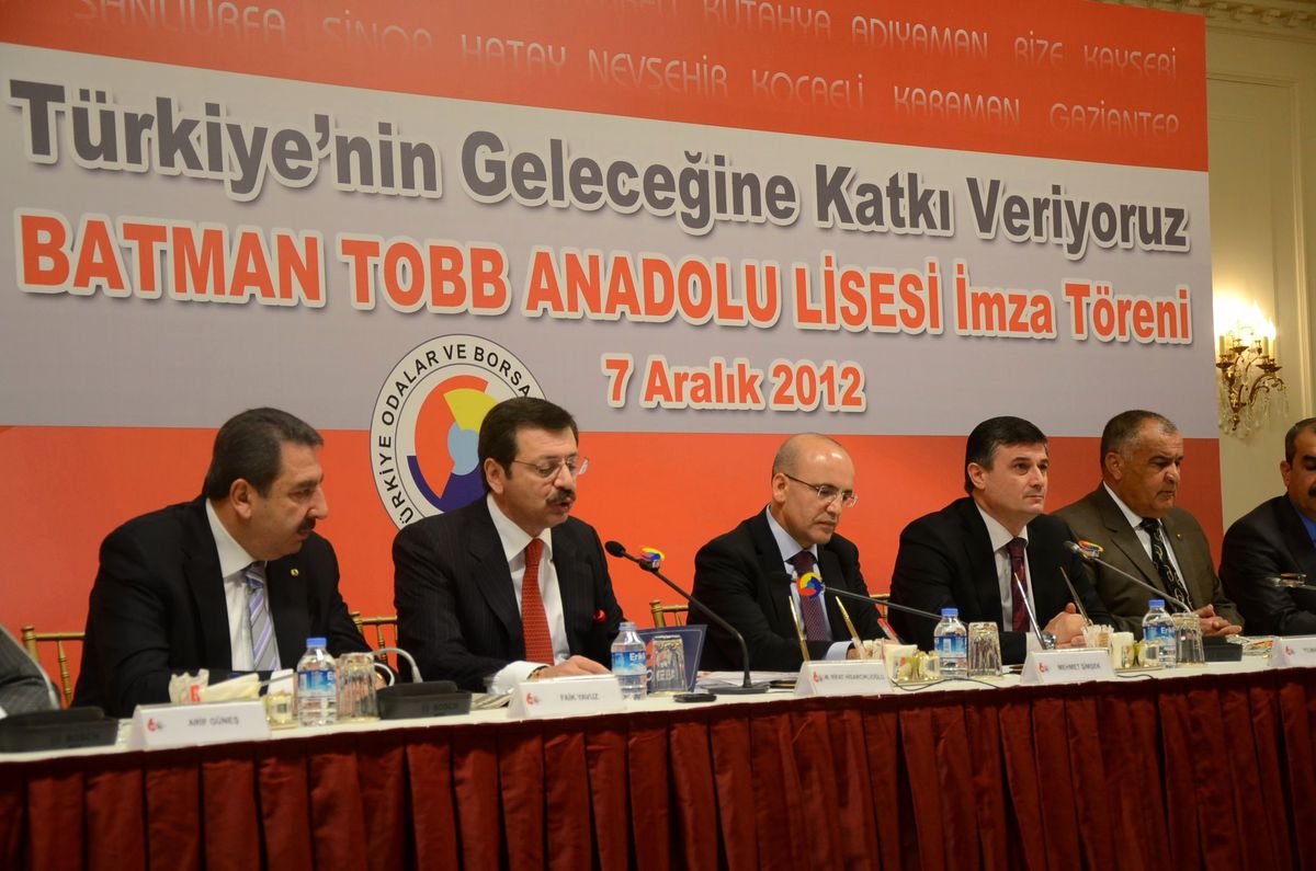 Maliye Bakanlığı ve TOBB İşbirliğiyle Batman\'a Yeni Anadolu Lisesi Kompleksi Yapılacak
