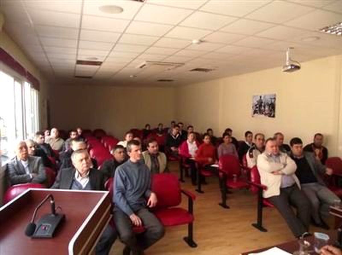 Ödemiş Kalmakamı Dölek, Mandıra Sahipleriyle Bir Araya Geldi