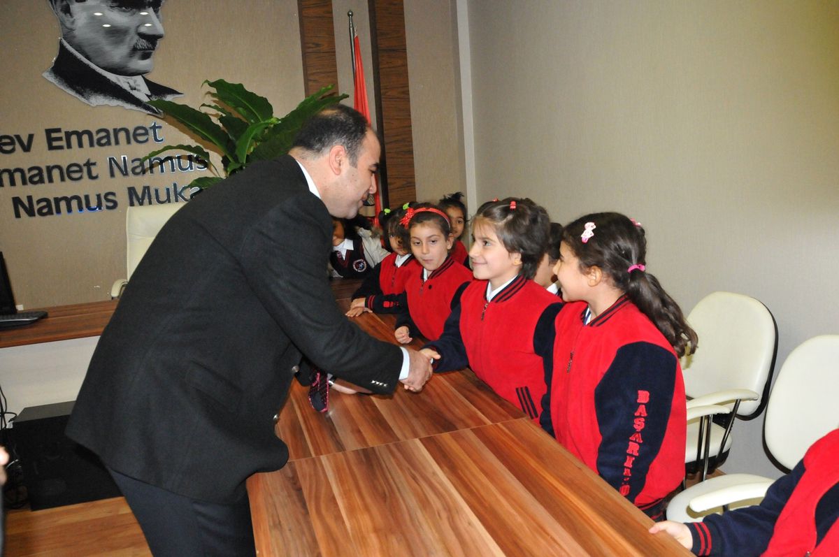 Öğrencilerden Başkan Çiftçi\'ye Ziyaret