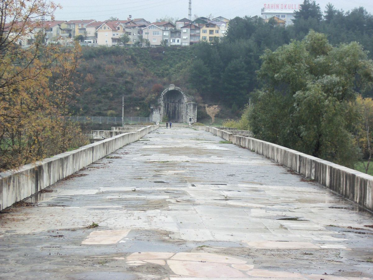 Sakarya\'da 1500 Yıllık Çılgın Bir Proje: "Justinyanüs Köprüsü"