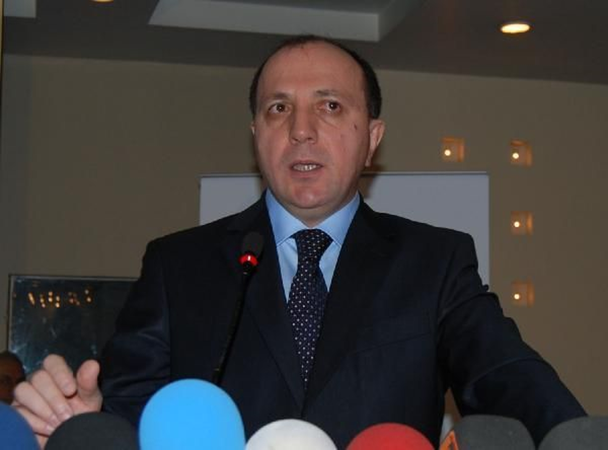 Sgk Başkanı Acar, Genç İşadamlarıyla Bir Araya Geldi