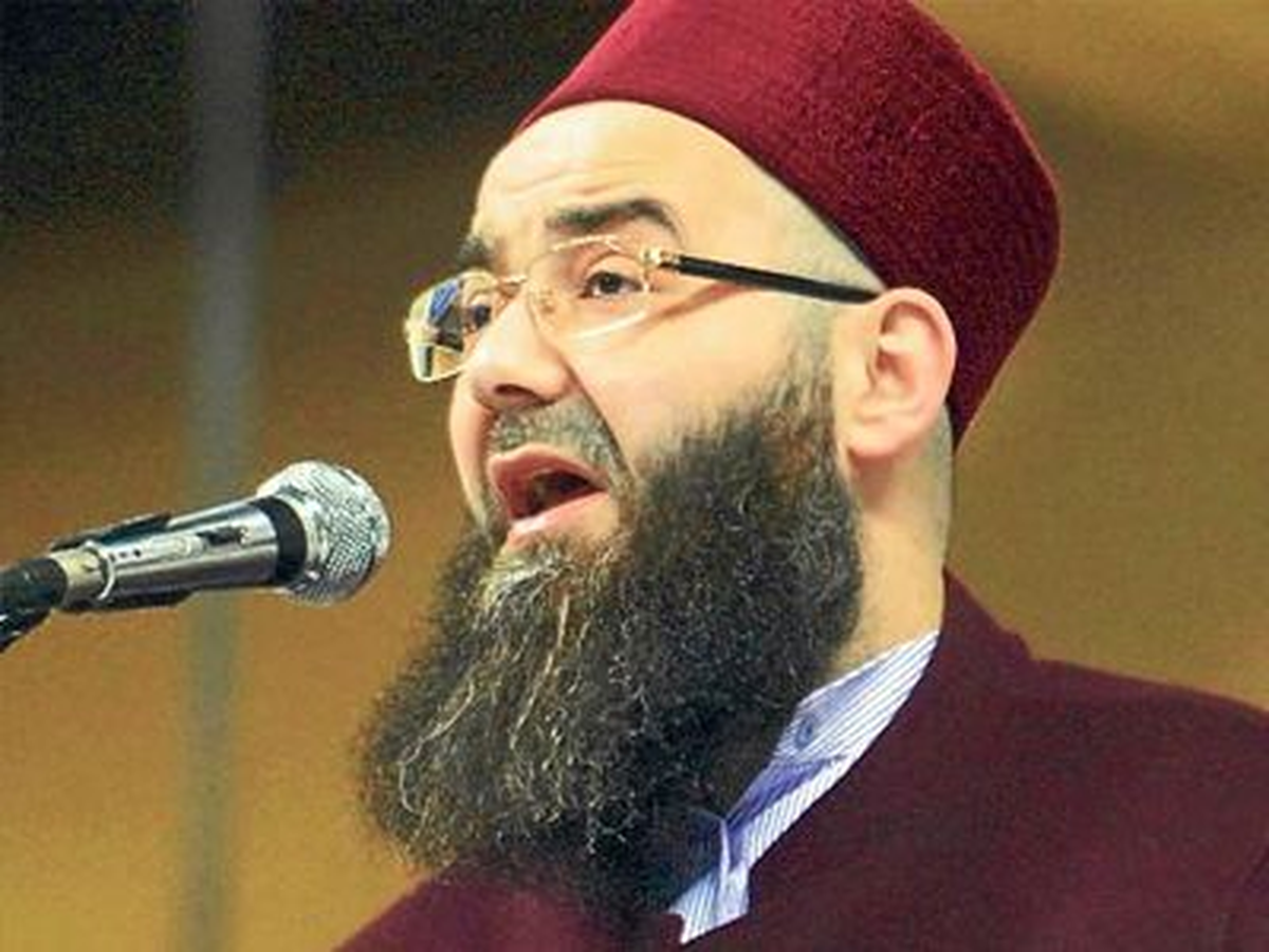 Tahliye Edilen Cübebeli Ahmet Hoca\'ya Yurt Dışına Çıkış Yasağı Getirildi