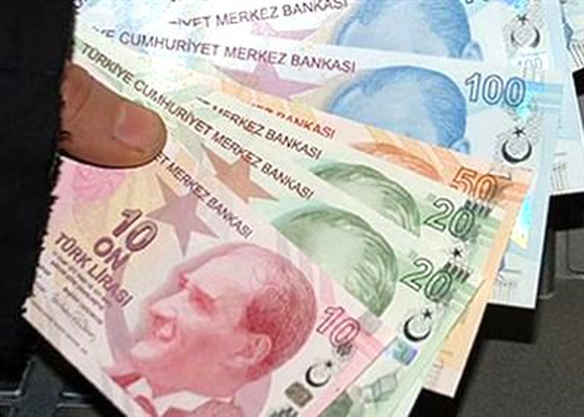 Türk Lirası İçin Karamsar Tahminler