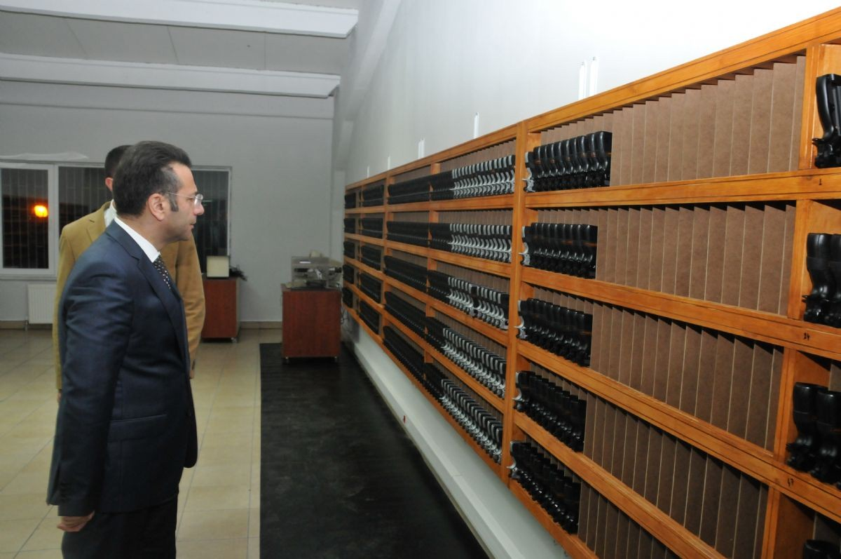 Samsun Valisi, Silah Fabrikasını Gezdi
