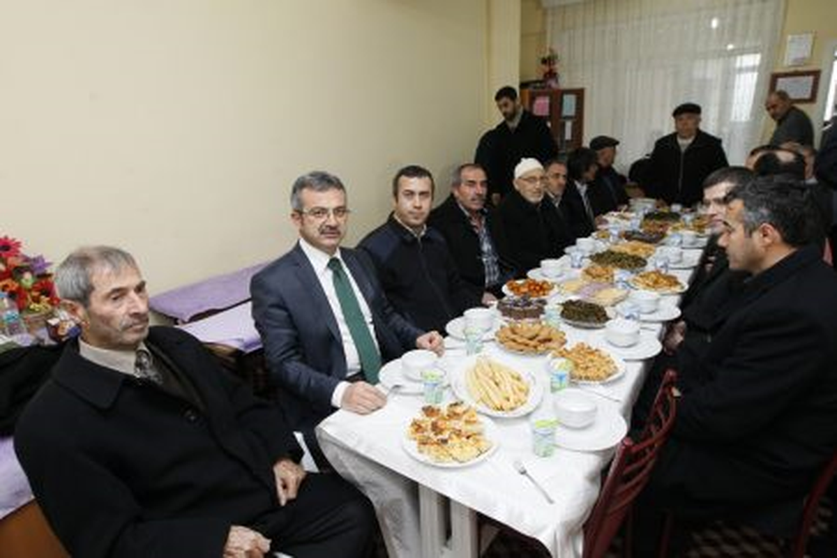 Yavuz Selim Sakinleri Sordu, Köşker Yanıtladı