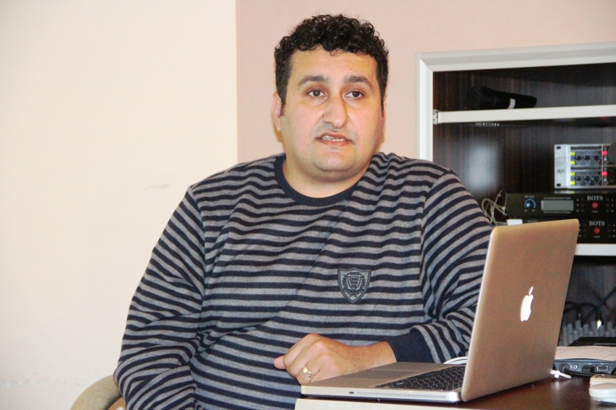 Yılda 900 Ameliyat