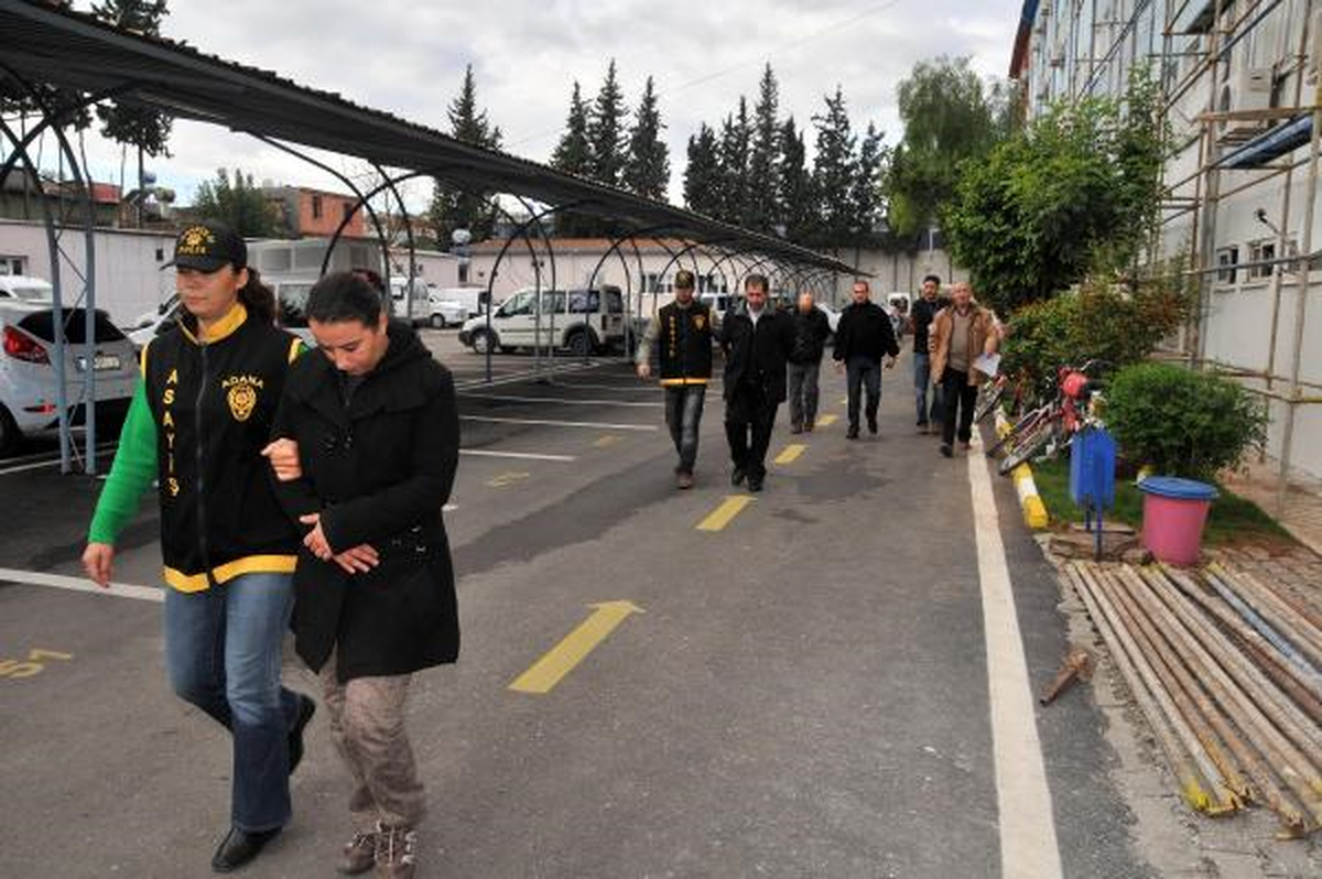 Adana Polisinden Baharat Operasyonu: 4 Gözaltı