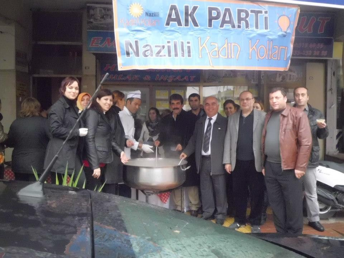 Ak Partili Kadınlar\'dan Aşure Etkinliği