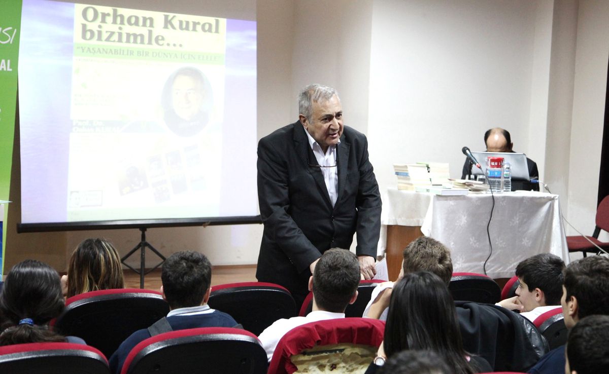 Çevreci Profesör Öğrencilerle Buluştu