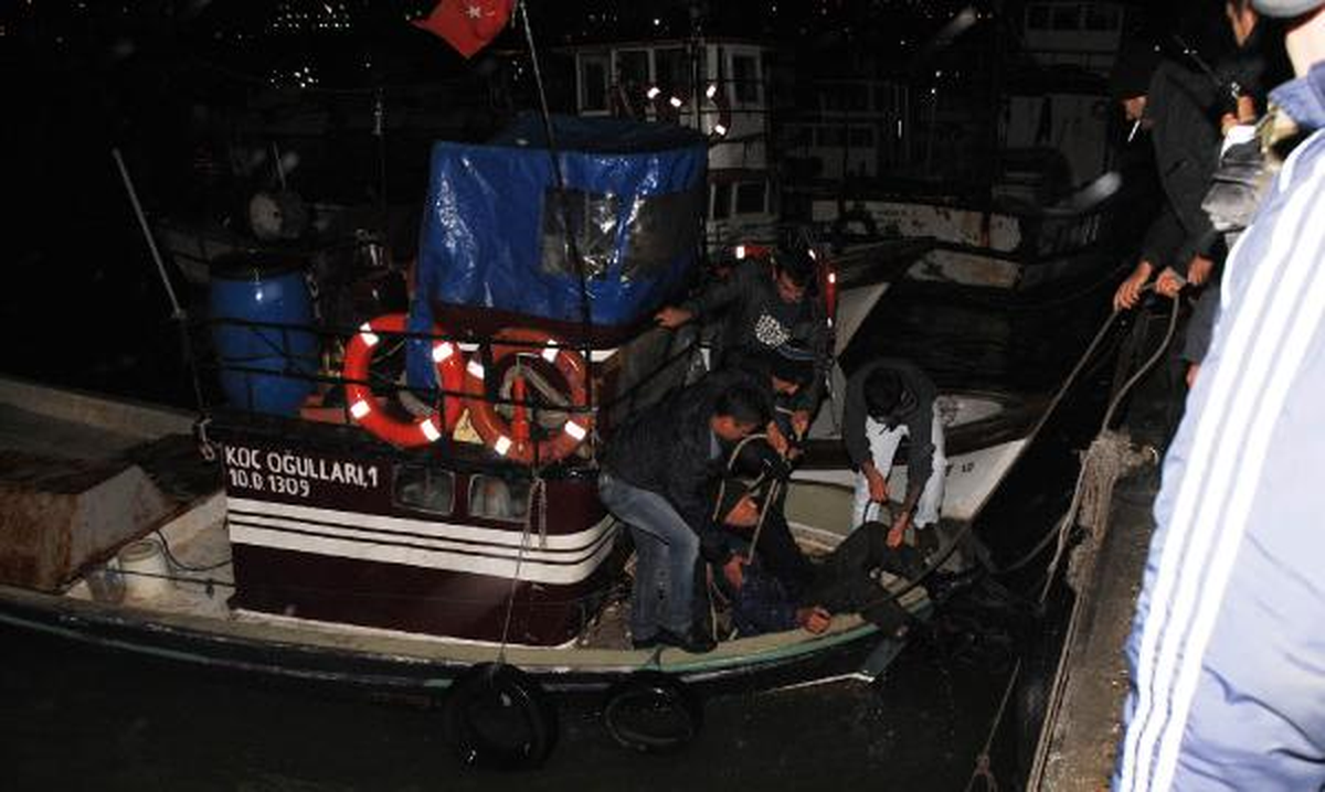Denize Düşen Amatör Balıkçı Böyle Kurtarıldı
