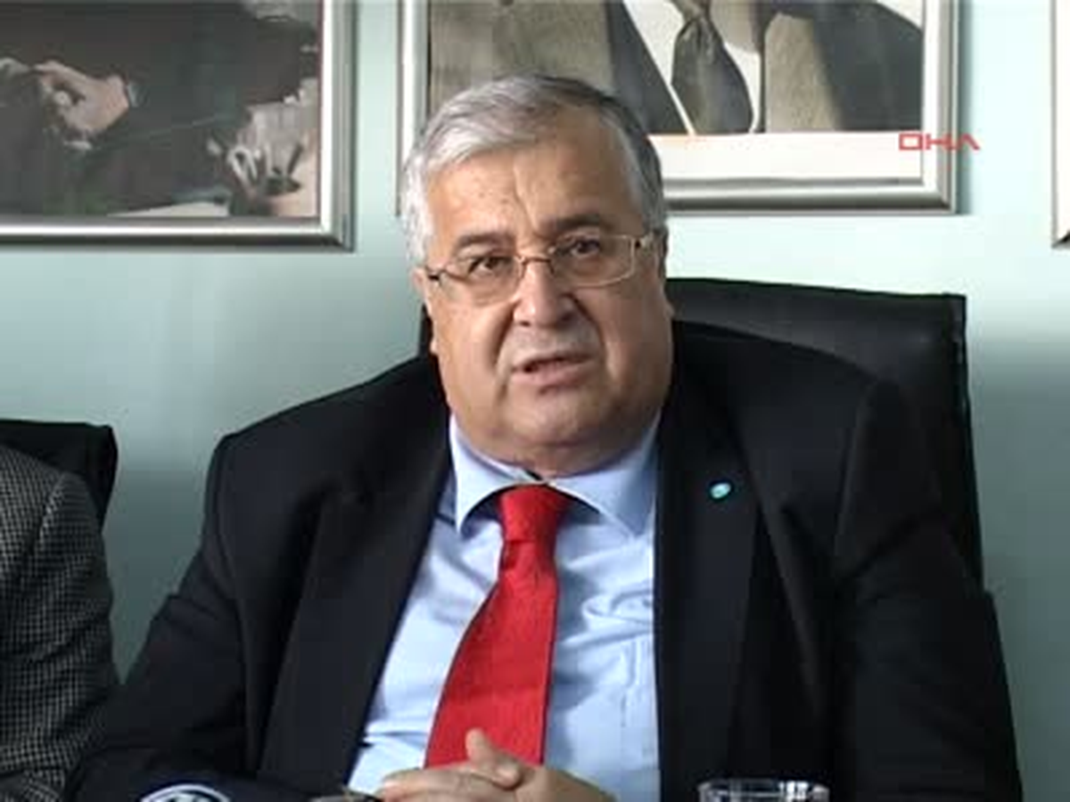 Türker\'den Muhteşem Yüzyıl Eleştirisi
