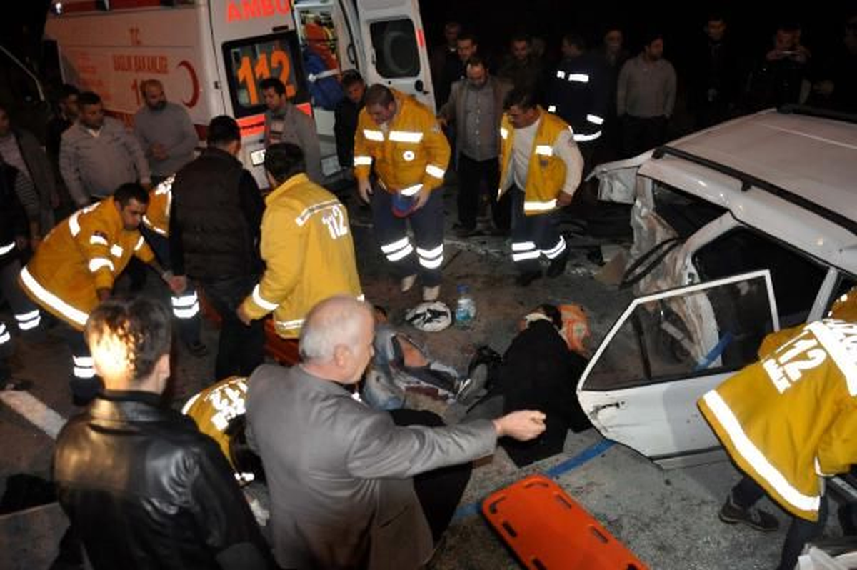 Düzce\'de Trafik Kazası: 7 Yaralı