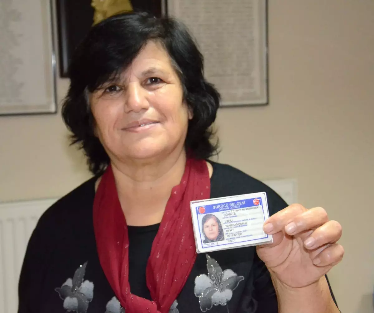 Engelli Çocuğu İçin Azmetti 58 Yaşında Ehliyet Aldı