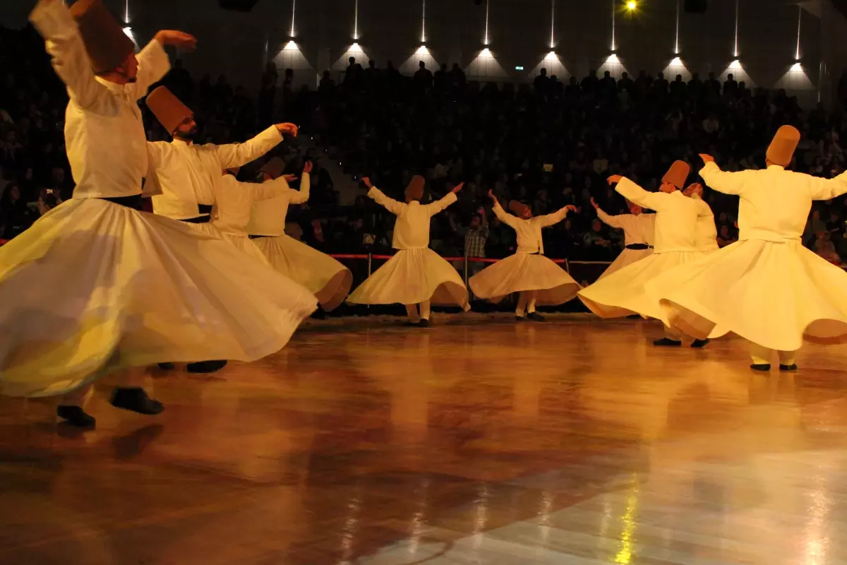 İlk Gün Sema Ayini ile Sona Erdi "Mevlana ve Şems\'in Buluştuğu Yerde Kandil Yakıldı" Haberine Ek