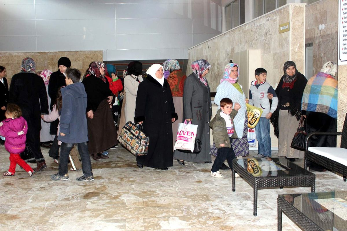 Kadınların Sıcak Çermik Gezileri Devam Ediyor