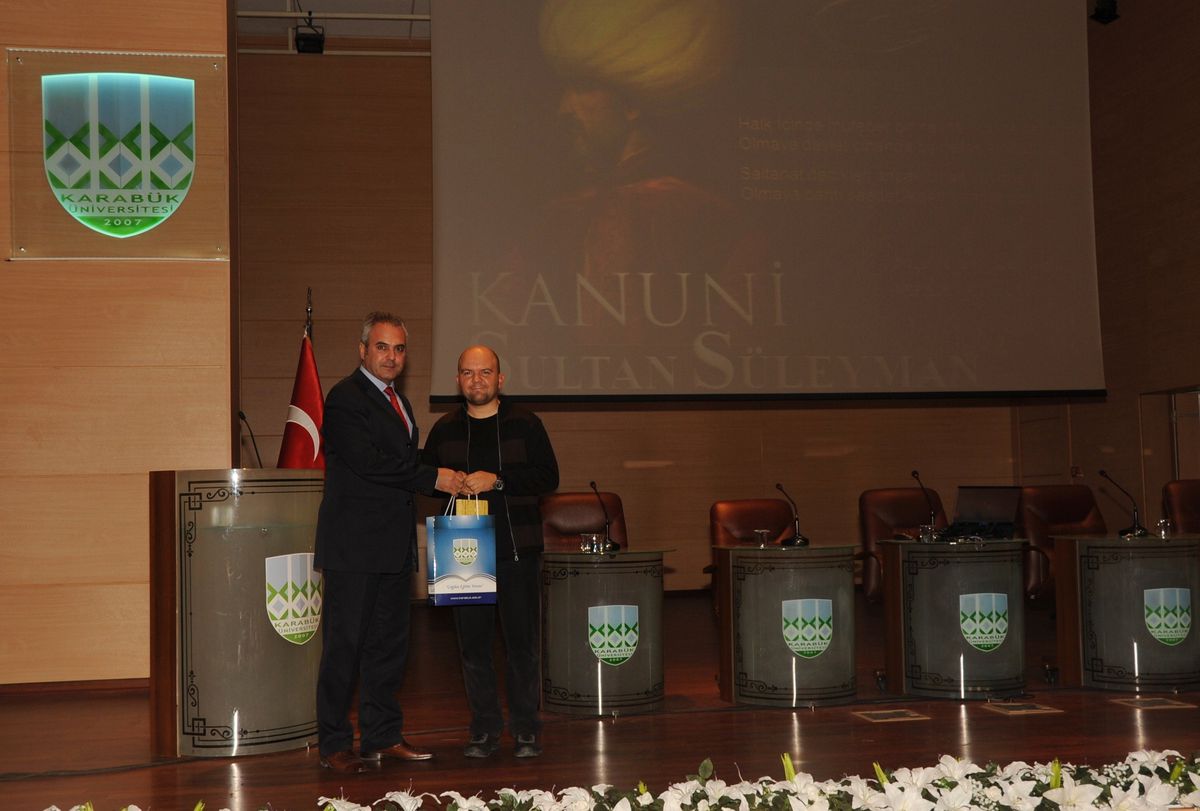 Kbü\'de "Kanuni ve Muhteşem Yüzyıl" Söyleşisi