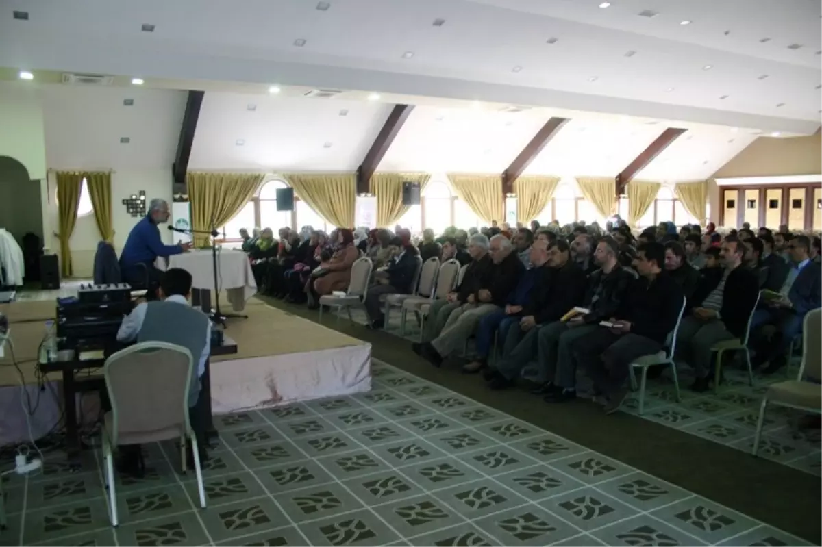 Kemalpaşa'da 'Bir Dava Adamının İç Dinamikleri' Konferansı Düzenlendi