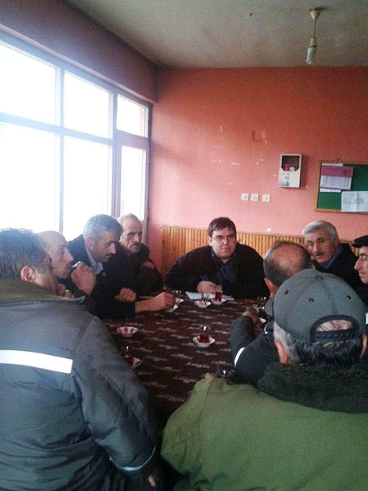 Köylülerin Sorunlarını Yerinde Dinliyorlar