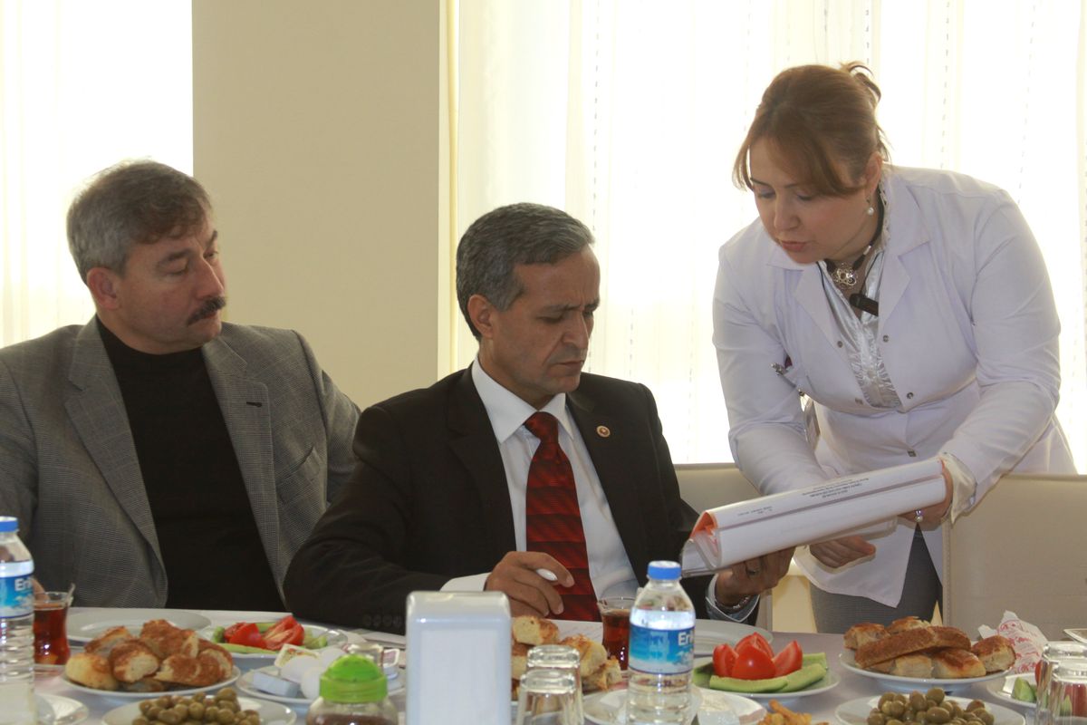 Milletvekili Yurttaş, Saruhanlı\'da Hastane Ziyaret Etti