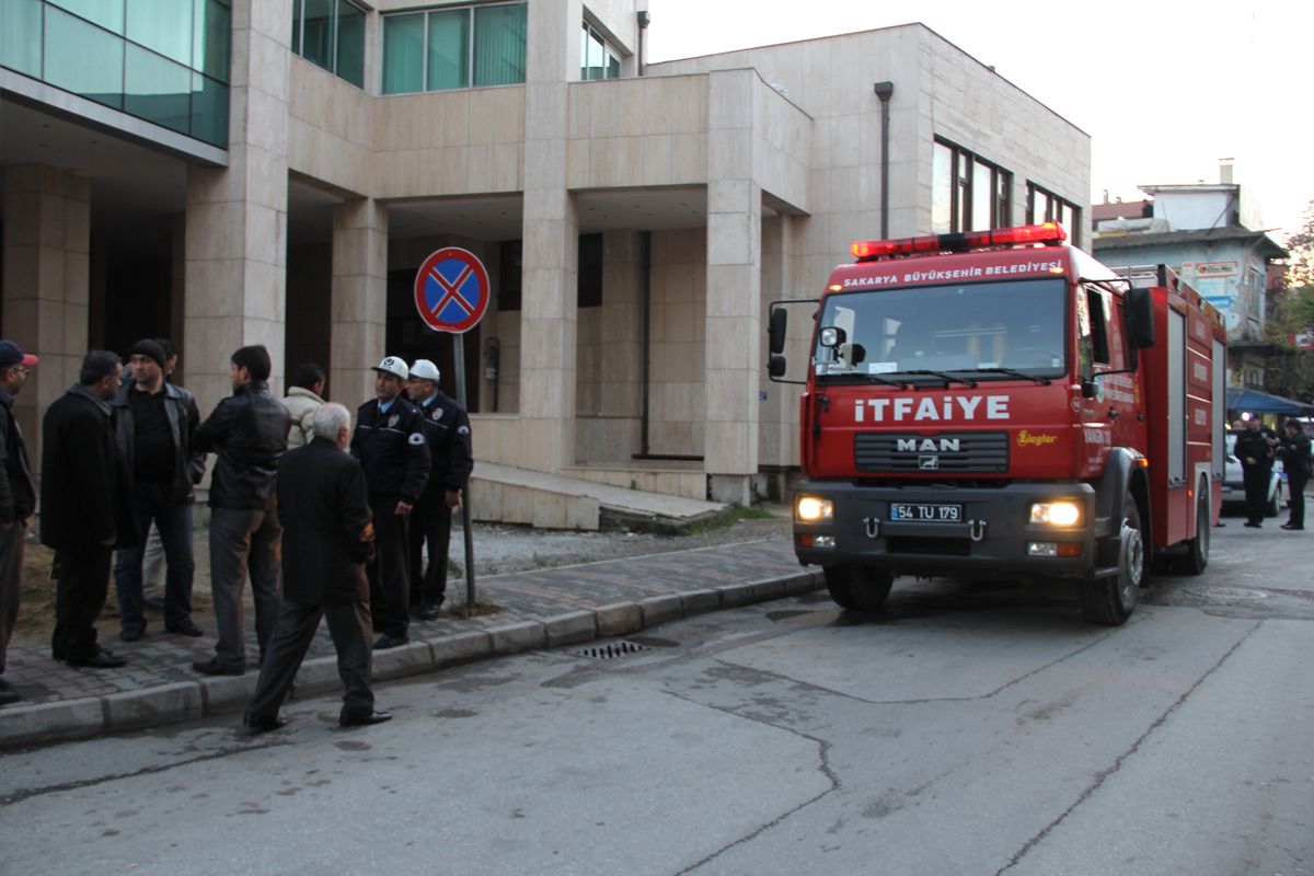 Oksijen Tüpü Alev Aldı: 1 Yaralı