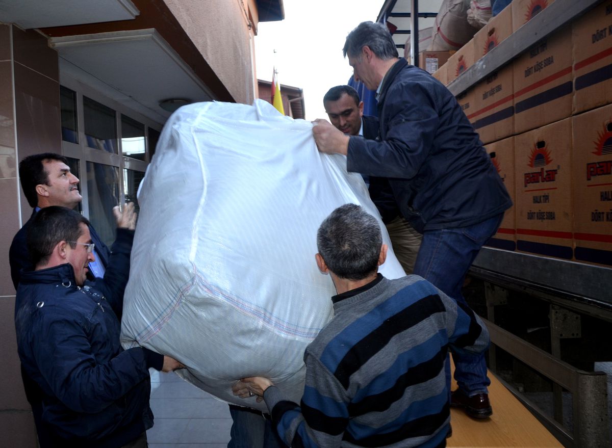 Osmangazi\'den Suriyeli Mültecilere Yardım
