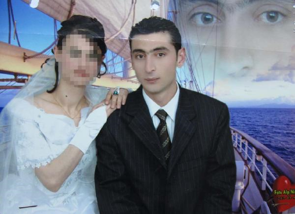 Polis 19 Aydır Genç Kuaförü Arıyor