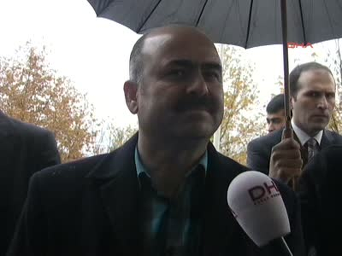 Selim Sadak Gözaltına Alındı