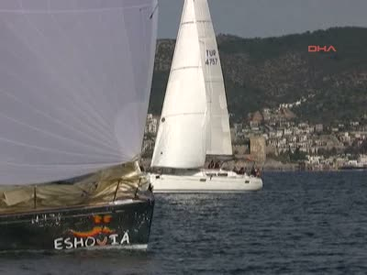 Yelken Yarışlarına Rüzgar Engeli