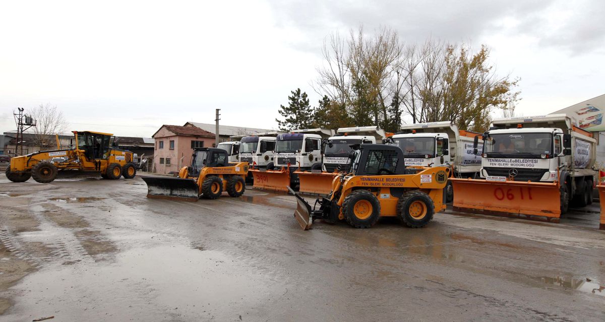 Yenimahalle\'de Ekipler Kışa Hazır