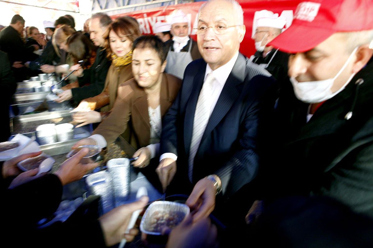 Aşureler Yaşar\'dan