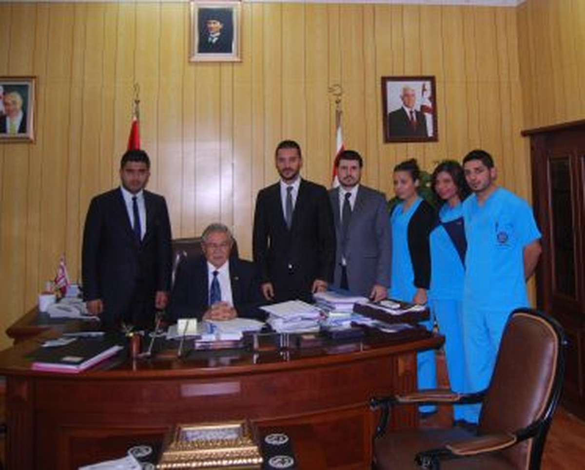 Dr. Ertuğrul Hasipoğlu\'na Makamında Ziyaret