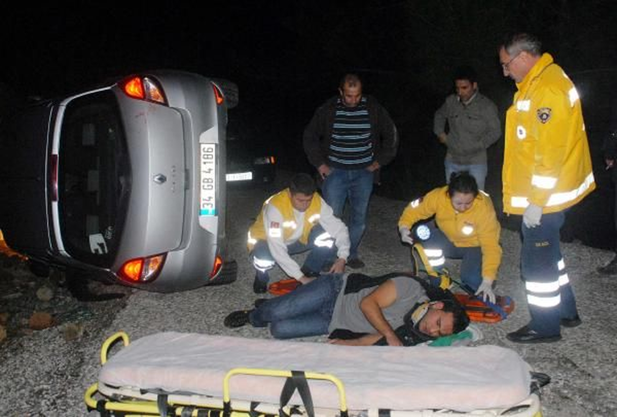 Fethiye Acemi Sürücü Arkadaşının Otomobiliyle Takla Attı